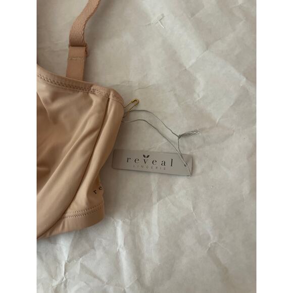 Reveal Lingerie Bra NWT 32G Cream Underwire Bra Color Rugby Tan Style 830307 - Picture 4 of 6